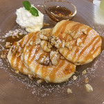 S PRESS CAFE - ナッツ＆キャラメルパンケーキ
