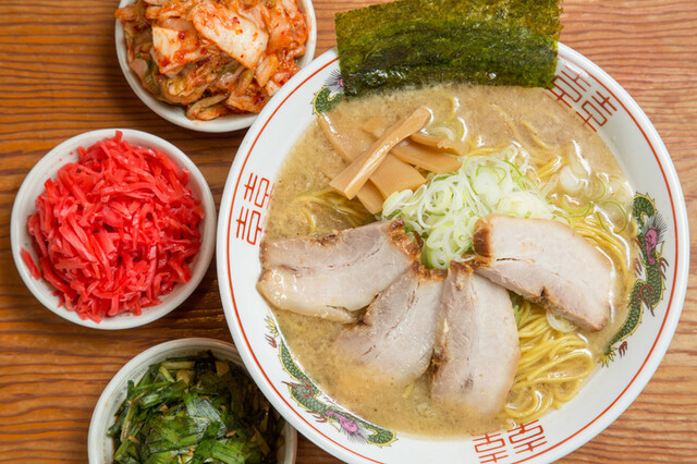豚吉 ②大 豚吉 本店 (トンキチ) - 蒲生四丁目/ラーメン | 食べログ