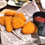 STEAK × WINE 肉バル LIMIT DISH - カマンベールチーズフライ