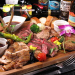 HaLe Resort - 名物♪お肉8種のステーキ盛り合わせ