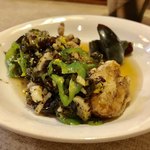 ゆたか - 牡蠣の揚物 皮蛋ソースかけ