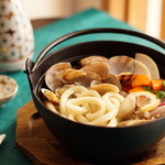 かける小町 あさり出汁うどんと創作空間