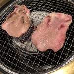 Koube Gyuu Koshitsu Yakiniku Techangun - 