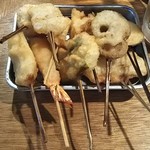 Kushikatsu Dengana - 野菜5本セット 597円、海鮮5本セット 645円 ♪