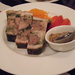 ポワソンルージュ - 豚スネとパセリのテリーヌ