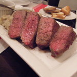 和牛もも肉のロースト