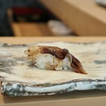 すし六香 - トリ貝