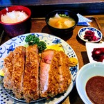 Tonkatsu Semmon Tenkatsu Yuu - トンカツの大皿に一杯のトンカツ