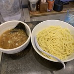 天空 - つけ麺 中盛(￥810円)