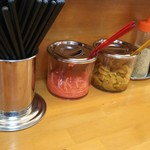 盛多や - 紅ショウガとハリハリ漬け  辛子高菜はありません