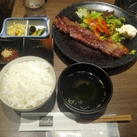 焼肉・しゃぶしゃぶ たちばな ヒルトンプラザイースト店 - 