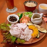 アンリヴァージュ