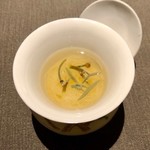 茶禅華 - 2019.6.  蒓菜銀針