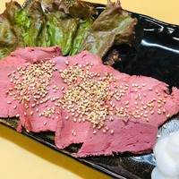 【プレミアム国産牛】レバ刺し ※低温調理殺菌済み