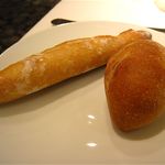 レフェルヴェソンス - プチバゲットとライ麦のパン