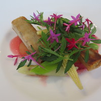 La vie - 鶏もも肉のコンフィ　ブリック包み焼き