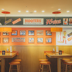 Hooters Ginza - 