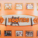 Hooters Ginza - 