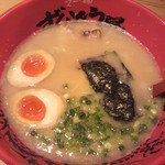 ラー麺 ずんどう屋 - 【味玉ラーメン】770円