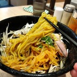 拉麺大公 - 冷やし味噌 麺リフトアップ