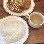 キッチンジロー - デミメンチ＆ホタテコロッケの盛合せランチ@950円