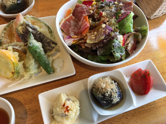 海畑マルシェ 太陽 うみはたけmarche たいよう 逗子 ダイニングバー 食べログ 海畑マルシェ 太陽 うみはたけmarche たいよう 逗子 ダイニングバー 食べログ