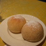 プロヴァンス - パンのおかわりは50円よ！