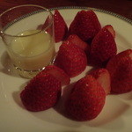 ＢＡＲ　ＯＬＤ  - 苺と練乳