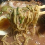 無鉄砲 東京中野店 - 麺のアップ。
