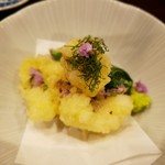 鳥田中 - お通しの鱧天ぷら