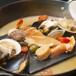 アクイラ・ウォランス