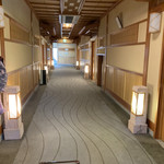 Yamanokami Onsen Yuukaen - 旅館の廊下