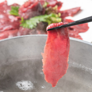 Ostrich meat with a soft texture can be used as shabu shabu or Steak ♪