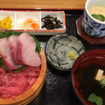 黒まぐろ専門店 黒・紋 - 