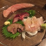 ぢょいふる - 鶏刺身盛り合わせ（￥924）