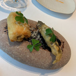 プレヴナンス - 稚鮎のフリット　穴子　バルサミコソースで 和の鮎も美味しいのですが、フレンチもいい。