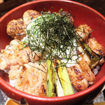 かしわや 泰 美酒佳鶏 - 焼鳥丼