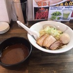 麺屋 承太郎 - 灼熱のカレーつけ麺。850円。+味玉。
