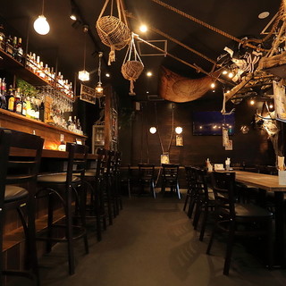 テーブル4名様×1
他にはない雰囲気が楽しめるカリビアンカフェ♪