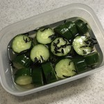 温泉ショップ - キュウリの浅漬けに入れました