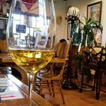 ナポリピッツア研究所イルフォルノドーロ - グラス白ワイン