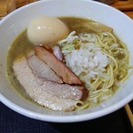 金狼 - 煮干そば＋味玉