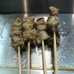 秋吉 - シロ