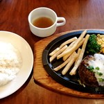 ロイヤルホスト 善福寺店