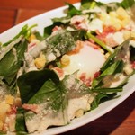 ♪Caesar salad with fresh spinach, hot spring egg, and smoked chicken