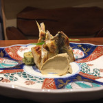 傳 - 鮎の一夜干しとパテ。