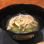 傳 - 牛ほほ肉と冬瓜のお椀。