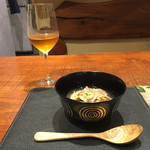 傳 - 優しさと力強さを語ってる。