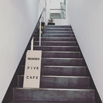 ナンバー ファイブ カフェ - 