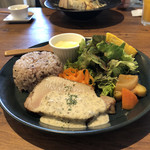 ナンバー ファイブ カフェ - 